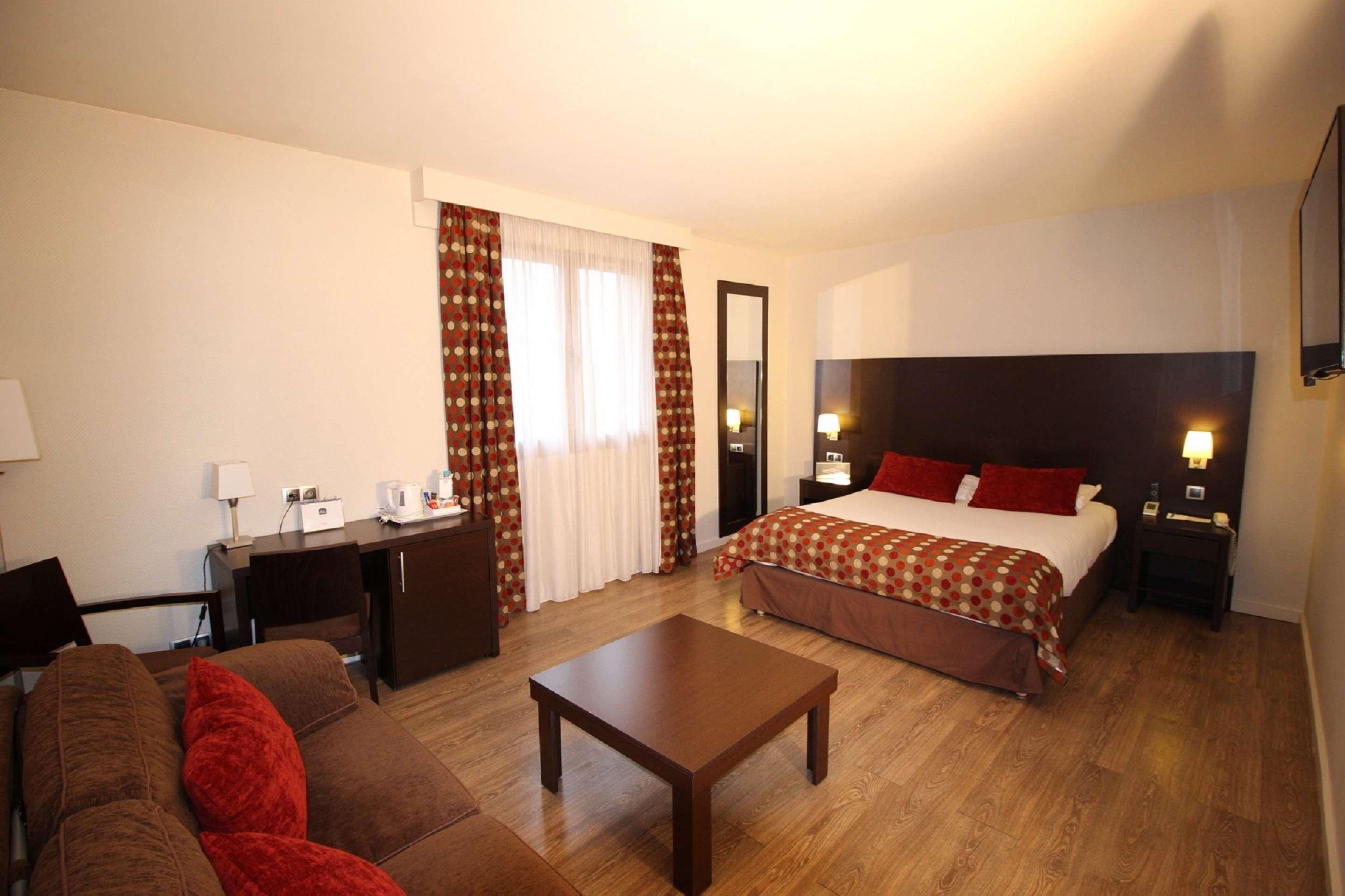 Best Western Hotel Des Barolles - Lyon Sud Бриньє Екстер'єр фото