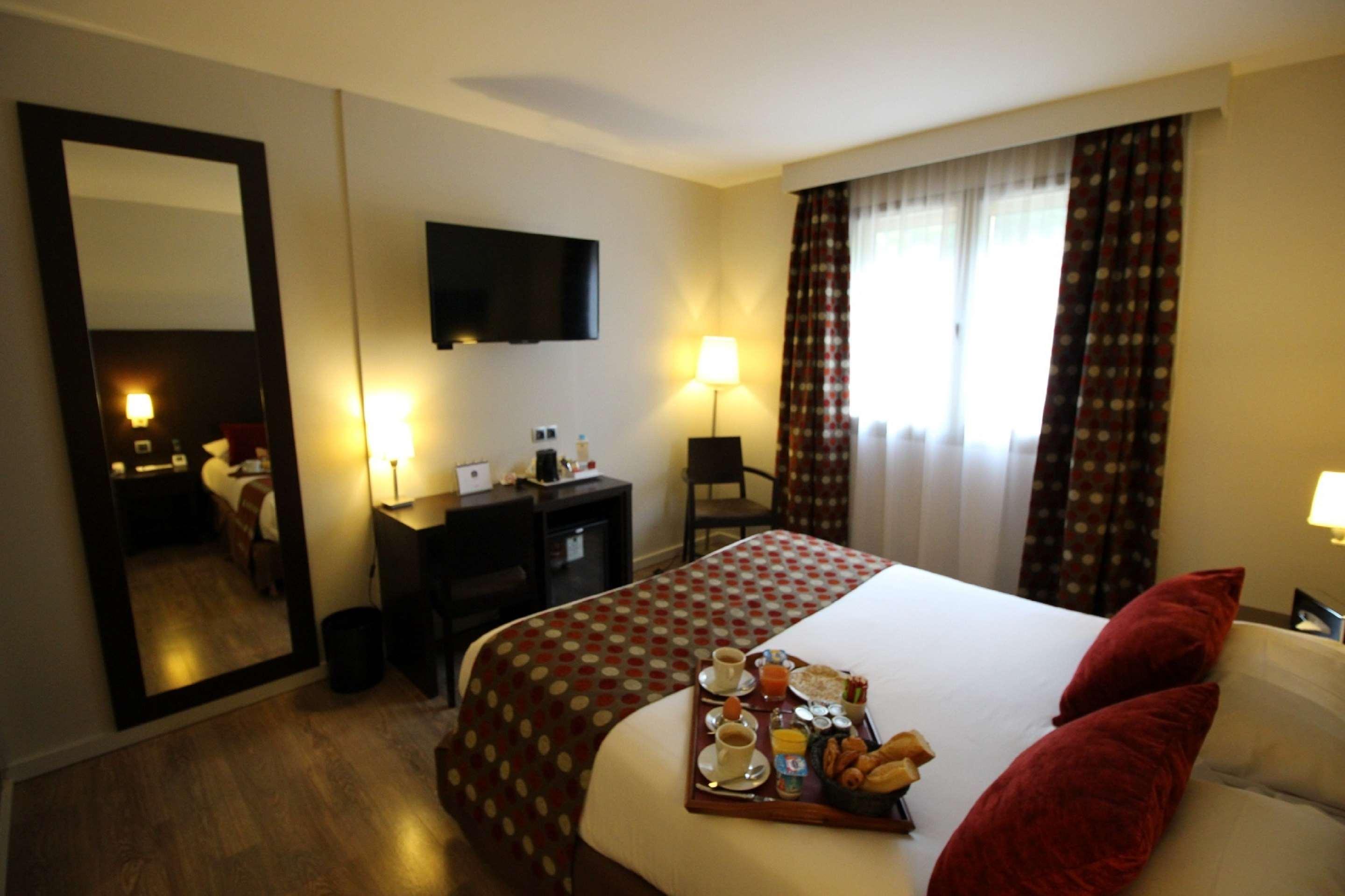 Best Western Hotel Des Barolles - Lyon Sud Бриньє Екстер'єр фото