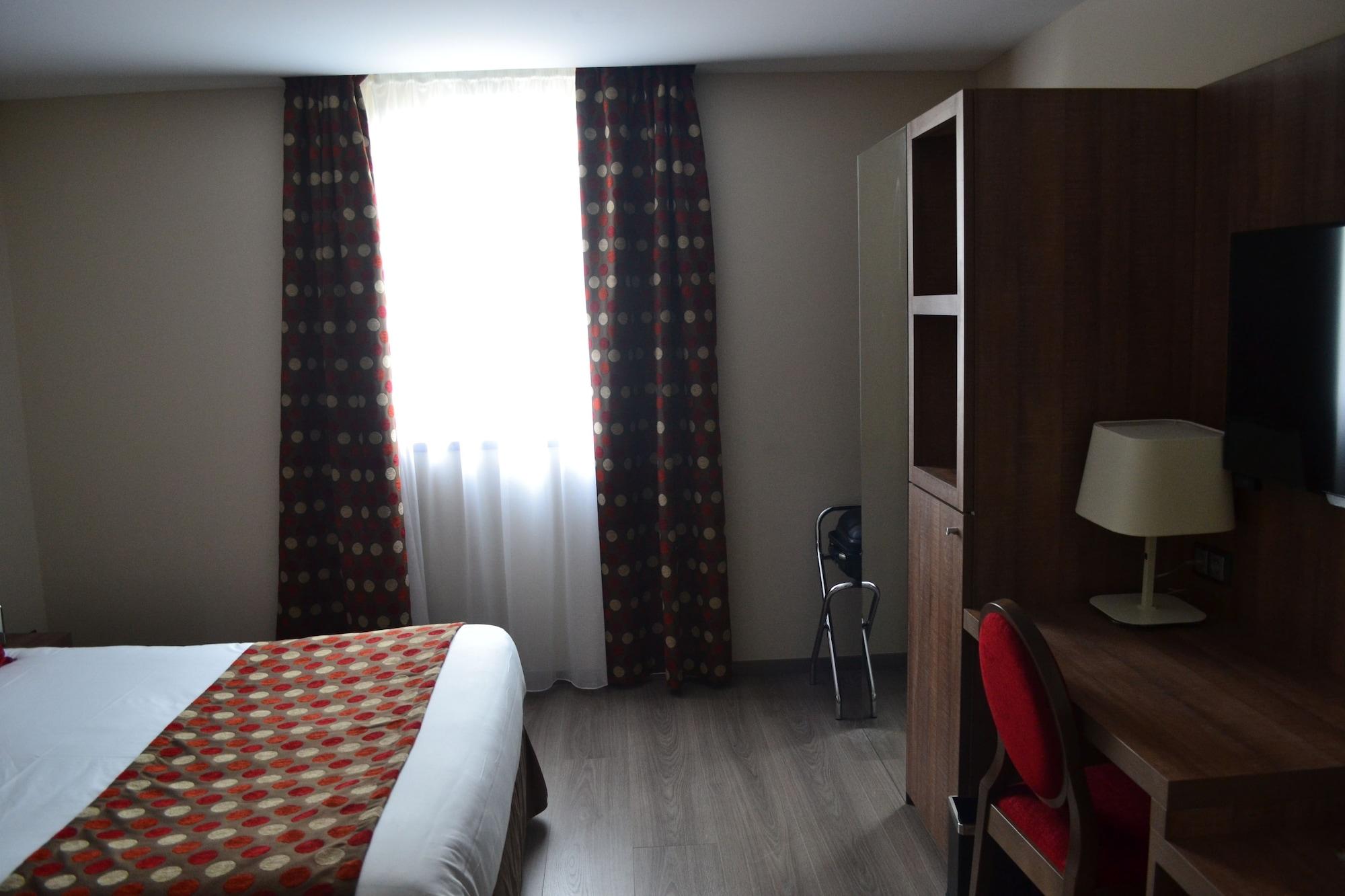 Best Western Hotel Des Barolles - Lyon Sud Бриньє Екстер'єр фото
