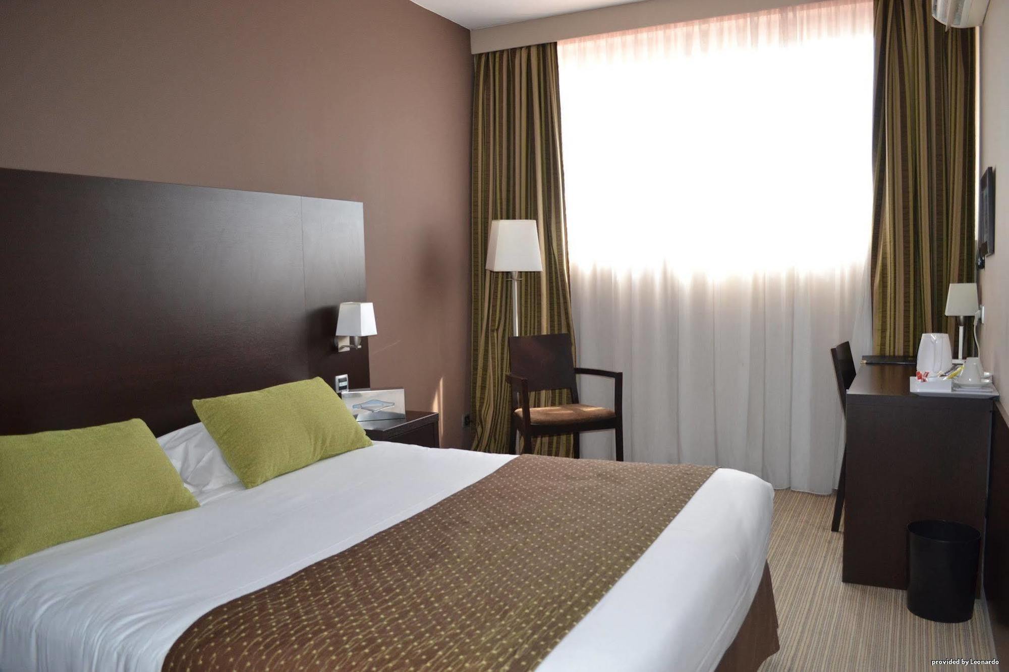 Best Western Hotel Des Barolles - Lyon Sud Бриньє Екстер'єр фото